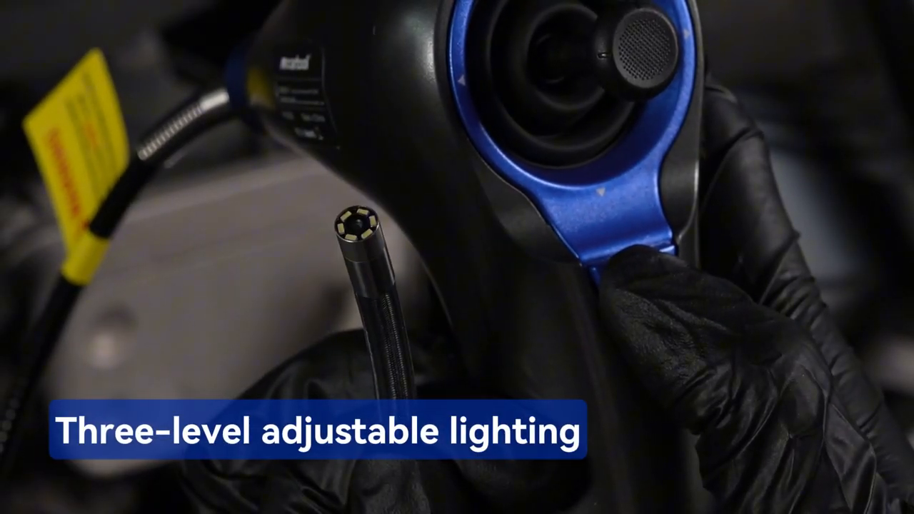 MRCARTOOL N180 probe LED illuminated beside the engine bay.